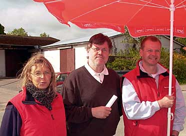 Infostand (Foto: Hans-Jürgen Landsetzer)